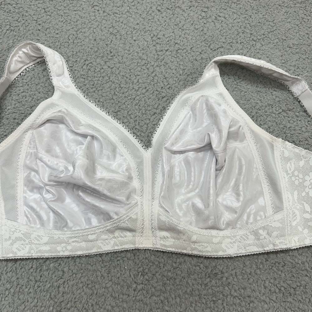 Playtex Bra 42D Full Coverage 4693 18-Hour Original Comfort Strap Wirefree Bra